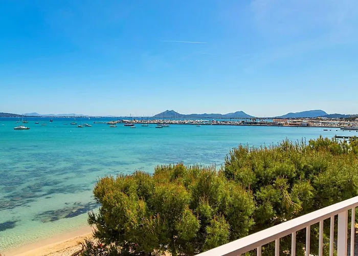 Seafront Voramar 31 By Sealand * Port de Pollenca
