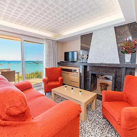 Apartment Seafront Voramar 31